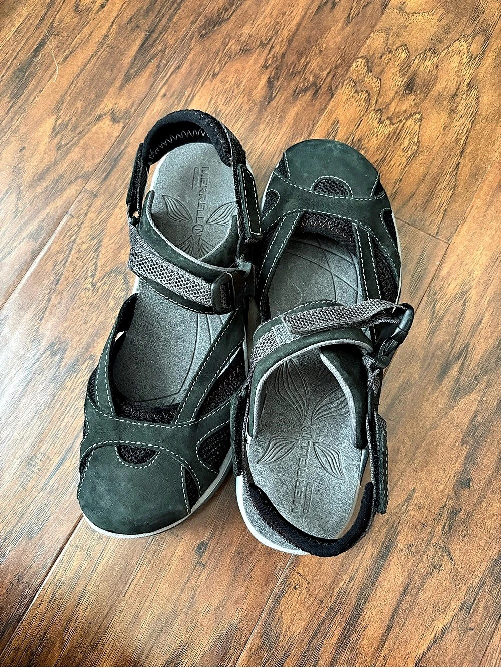Merrell Cameron Emme Women's Black Gray Sandals US 7 Like New